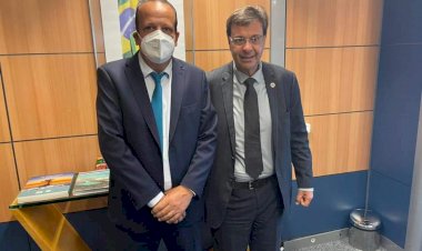 Prefeito Kleber Marra se encontra com Ministro do Turismo em busca de recursos para Caldas Novas