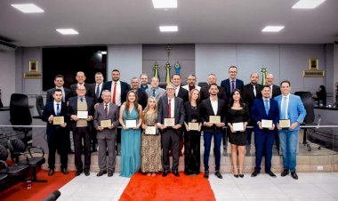 Câmara Municipal de Caldas Novas realiza sessão solene em homenagem ao Dia do Advogado