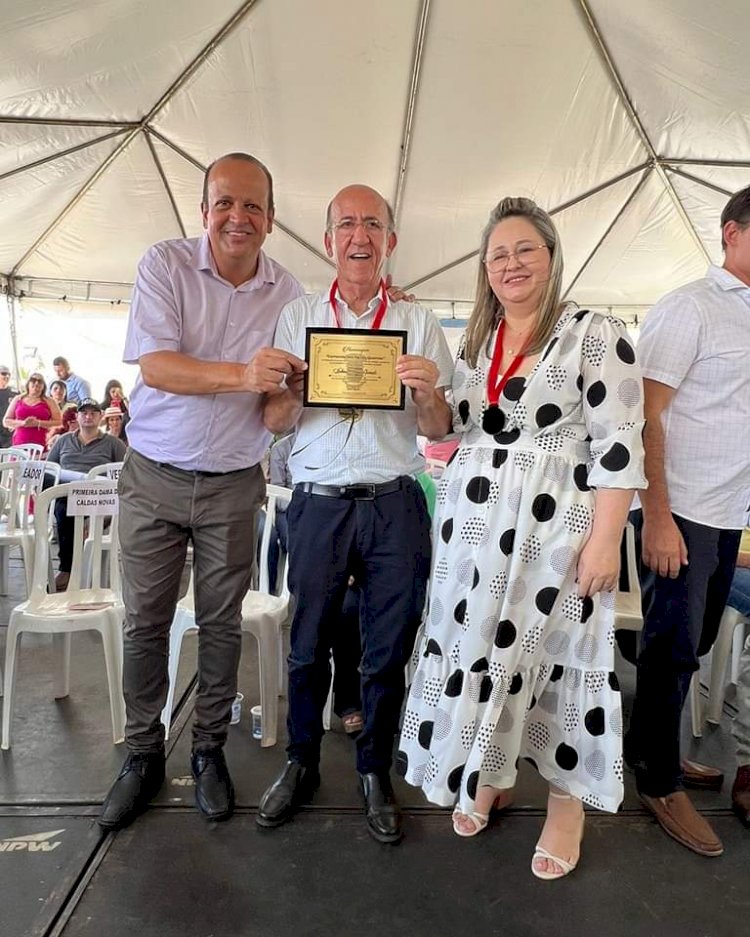 Comenda das Águas Quentes: Deputado Rubens Otoni recebe homenagem em Caldas Novas