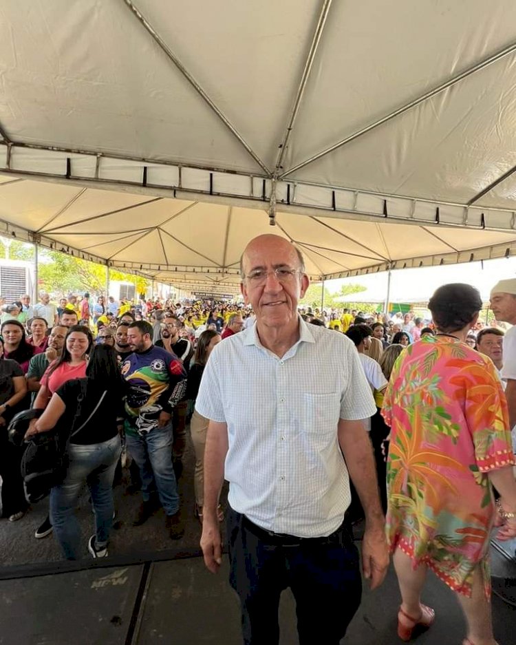Comenda das Águas Quentes: Deputado Rubens Otoni recebe homenagem em Caldas Novas