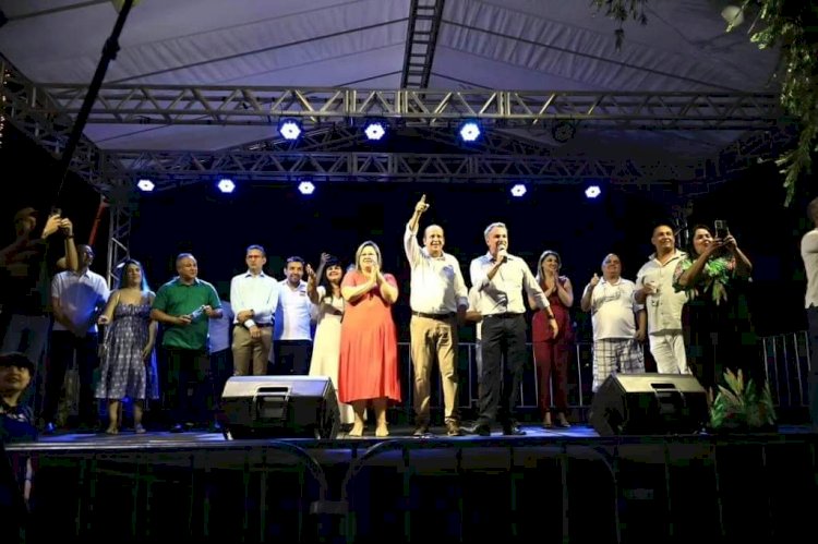 Prefeitura de Caldas Novas, abre o 'Natal das Águas Quentes'