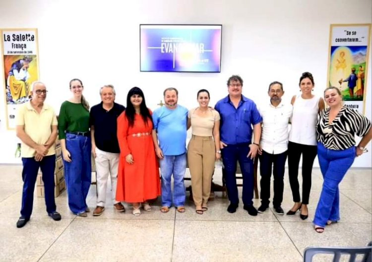 Prefeitura Municipal e Santuário Nossa Senhora da Salete realizam encontro sobre o Turismo Religioso em Caldas Novas