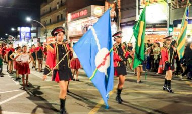 Prefeitura de Caldas Novas, através da Secretaria de Educação, realizou o tradicional Desfile Cívico-Militar em comemoração aos 113 anos da cidade