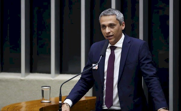Gustavo Gayer é 'peça central' de esquema que usava assessores da Câmara em 'demandas privadas' e associações de fachada, diz PF