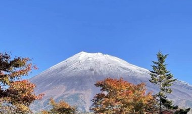 Com um mês de ‘atraso’, neve volta ao topo do Monte Fuji