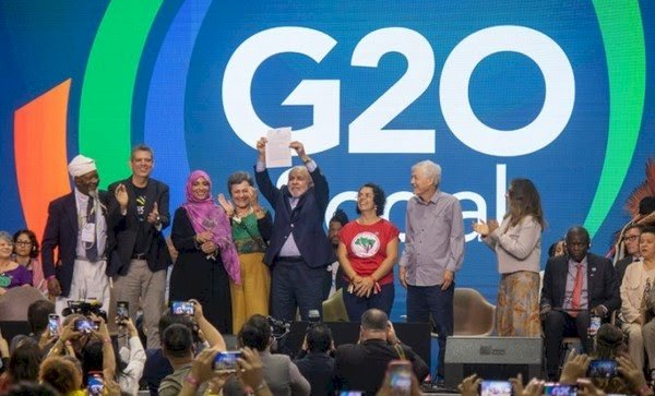 Em encerramento, Lula pede que Cúpula Social vire rotina: ‘O G20 tem que acontecer todo santo dia’