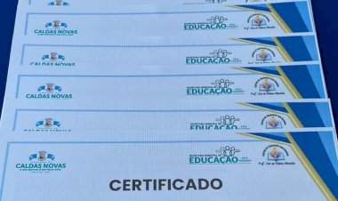 Caldas Novas realiza entrega de Certificados de Primeiros Socorros para Motoristas e Monitores do Transporte Escolar da rede municipal
