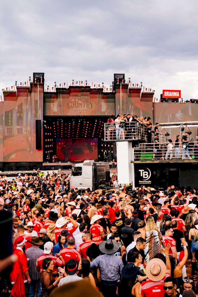 Caldas Country Festival 2025 abre edição com Esquenta de Nattan, shows de grandes estrelas do sertanejo e até cena de novela